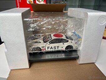ART CAR John Baldessari BMW M6 GTLM 2016 1:18 - 14