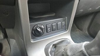NISSAN PATHFINDER 2,5 DCI - 14