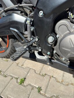 Aprilia tuono 125 - 14