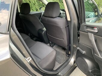 Mazda 3    1.6 i - 14