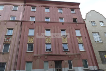 Prodej prostorného cihlového bytu 2+kk po kompletní rekonstr - 14