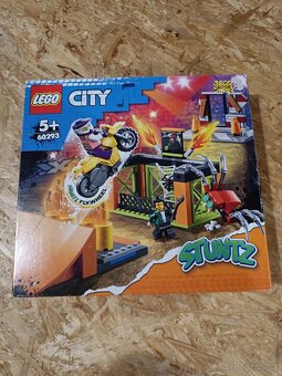LEGO stavebnice s krabicemi a návody - 14
