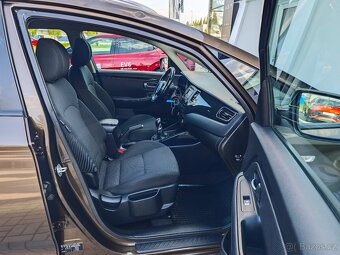 Carens Exclusive 1.6GDi 99kW - 14