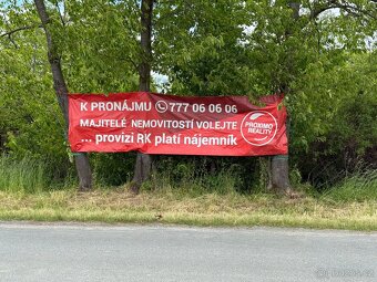 VYASFALTOVANÝ POZEMEK 3.531m2 PRO AUTOKEMP dálnice D5 EXIT93 - 14
