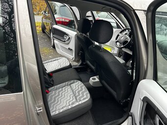 Škoda Roomster 1,2i 47kW, r.v. 2007, nová STK, nový olej - 14