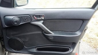 Alfa Romeo 146 2.0 Twin Spark 16V - 14