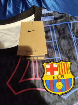 Dres Fc Barcelona Unikátny Farebný Nový s visačkami La Liga - 14
