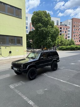 Jeep Cherokee XJ 4.0 - 14