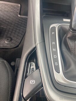 Ford Mondeo Kombi TDCi 2015 - 132kw - serv.kniha - 14