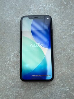 iPhone 11 64GB - 14