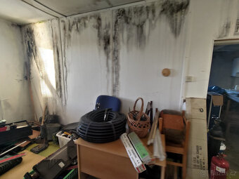 Obytná buňka za odvoz - 14