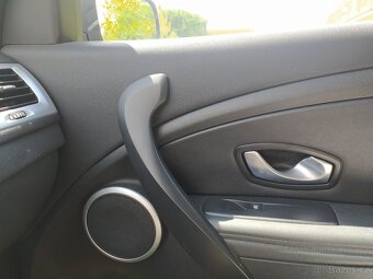 RENAULT MEGANE 3 HB platná STK ŠEDÁ METALÍZA - 14