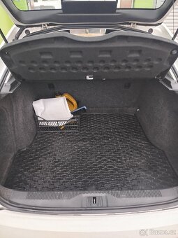 Škoda Octavia 2 fl 1.6 tdi 77kw liftback - 14