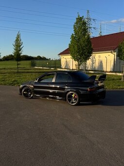 Lancer Evolution IX - 14