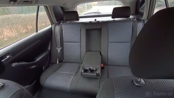 Toyota Avensis kombi T25 2.2D-4D 110 kW - 14