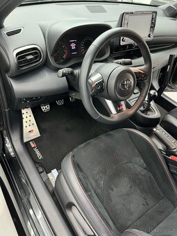 Toyota Yaris GR 1.6i 192kW SPORT ZÁRUKA - 14
