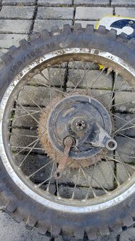 Suzuki RM 250 - 14