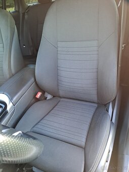 Mercedes Benz GLC 220D 4Matic, 9 st. automat, servisovaný - 14
