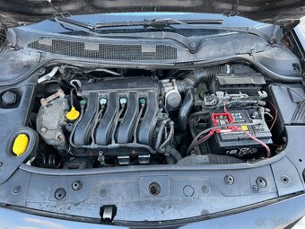 Renault Megane 1.6i 16V 83kw STK 3/2027 - 14