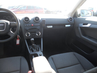 Audi A3 1.6i 75Kw Sportback - 14