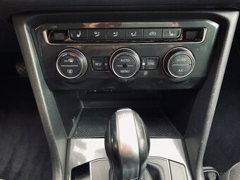 VW TIGUAN 2,0TDI 4X4 DSG -HIGHLINE- LED NAVI KAMERA KŮŽE - 14