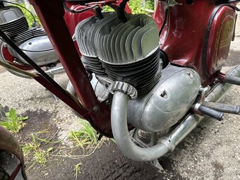 Jawa 350, kývačka, panelka - 14