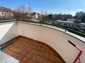 Pronájem prostorného bytu 3+1 Olomouc, Mošnerova - 14