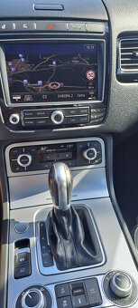 Volkswagen Touareg 3.0 TDI V6 193kW R-LINE - 14