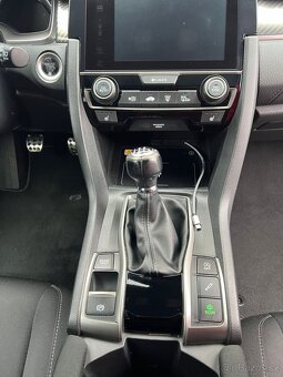 Honda Civic 10g 1.5 turbo 134kw Sport plus - 14
