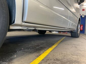 Opel Vivaro 2.5CDTI 107kW Cosmo,8.míst,tažné,serviska,Klima. - 14