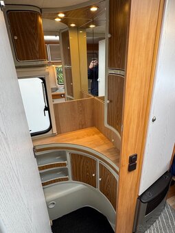 Adria Adora 462 s MOVEREM, stanem a nosičem kol - 14