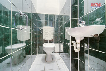 Prodej bytu 4+1, 81 m², Karlovy Vary, ul. Táborská - 14