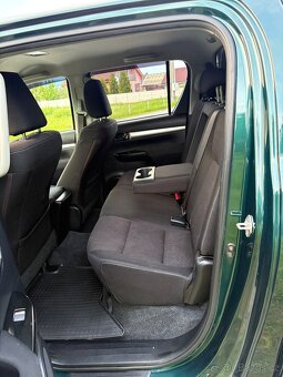 TOYOTA HILUX DC 2.4 D-4D 4X4 MANUAL - 14