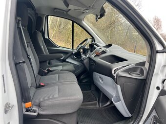 Ford Transit Custom 2.2TDCi 92kw - L2 6míst - tažné zařízení - 14