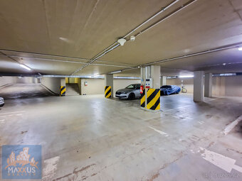 Pronájem světlého bytu 3+kk s prostornou terasou, Korunní dv - 14