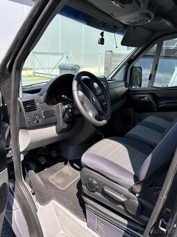 Obytný Volkswagen VW Crafter zimní - 14