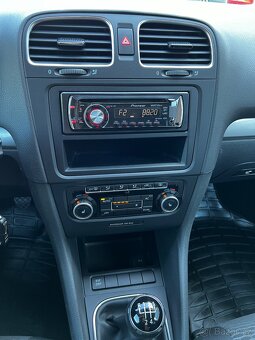 Volkswagen Golf, 1.6 i 16v / 75 kW serv. kniha - 14