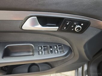 VW TOURAN 1.4 TSI/103 kW DSG - NAVI/XENONY - 14