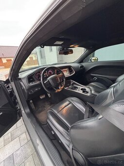 Dodge Challenger SXT PLUS - 14
