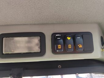 Nakladač CAT 262D3, posledný model. Plná výbava. ŠPZ. - 14