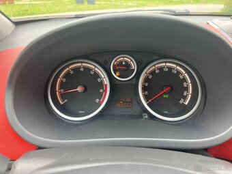 Opel Corsa D 1.4i 66kW - 14