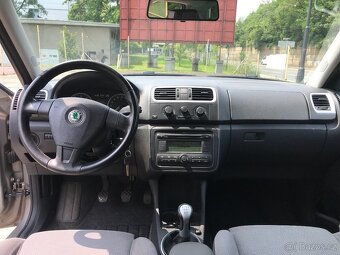 Škoda Fabia II kombi 1.2 HTP+LPG 174 000 km 51 kW ČR původ - 14