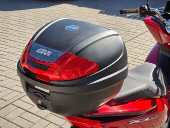 Honda PCX150, původ ČR, kufr, serviska - 14