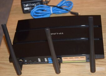 Stabilní dvoupásmový router TP LINK N750 - WDR4300, 2x USB - 14