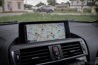 BMW Rad 1 118i Sport Line A/T - 14