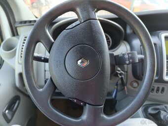 Renault Trafic Vivaro 2.0 DCi 84kw navi klima DPH - 14