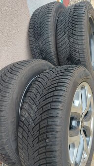 CELOROČNÍ kola s Pirelli 235/55 R19 - 14