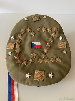 čepice brigadýrka vojenská čepice stará uniforma voják - 14