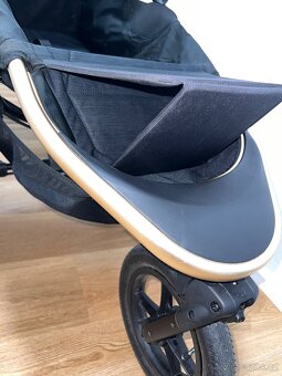 Kočárek Babyjogger Summit X3 - 14