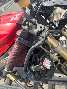 Rozprodam doplnky na Yamaha R1 04-06 Rn12 - 14